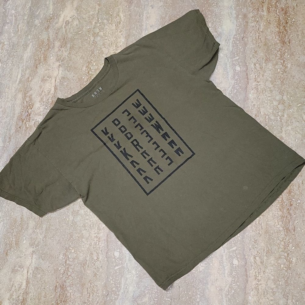 KREW MENS TEE SIZE LARGE
